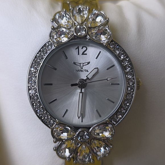 NEW Invicta Wildflower Women's Watch - 30mm, Steel (69111) #0409 - Picture 1 of 6